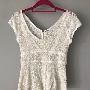 Creme short sleeve shirt